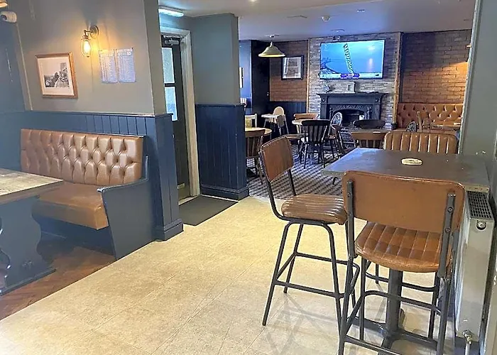 Turf Hotel