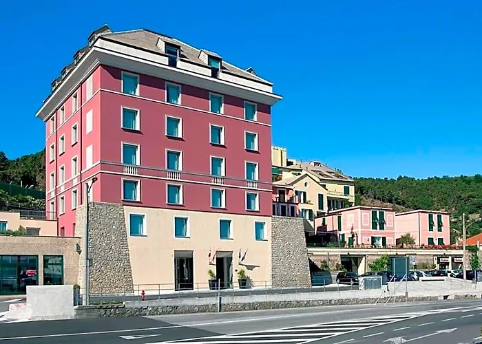 Sea Art Hotel