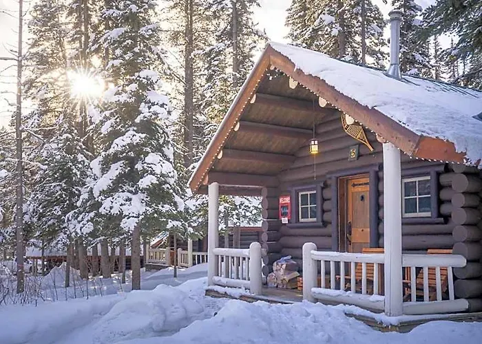 Storm Mountain Lodge & Cabins
