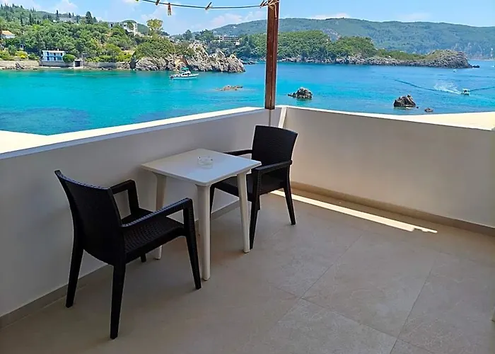 Dolphin Sea View Rooms