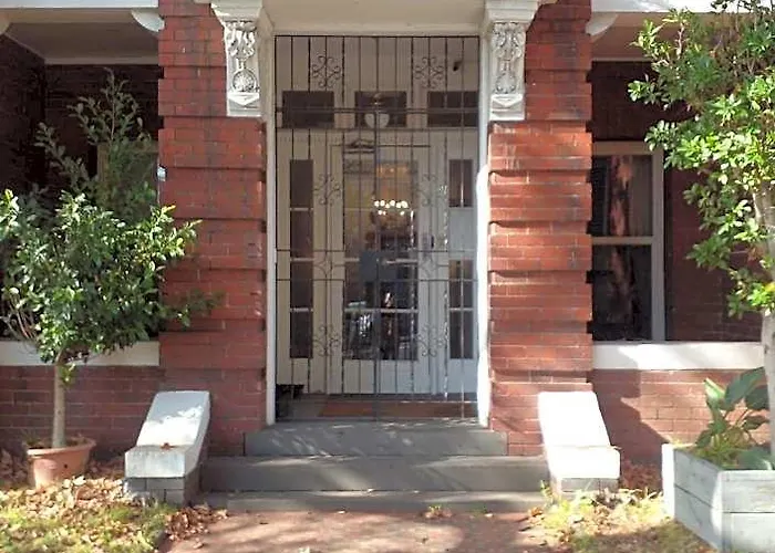 Fawkner Mansions Heritage Hotel