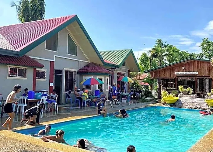 Angela'S Pool Resort