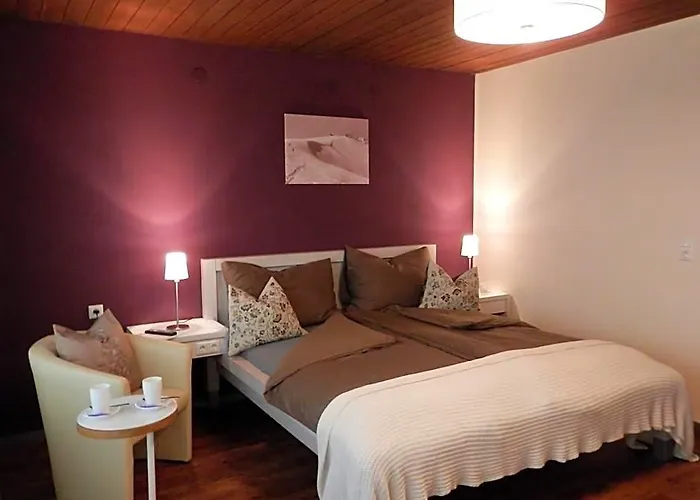 Dahoam By Sarina - Rooms & Suites