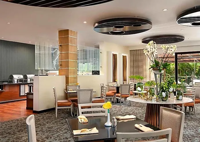 Hodelpa Garden Court