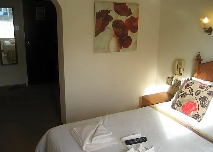 Priory Lodge Hotel