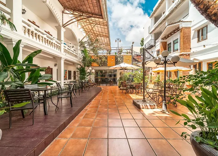 Mali Namphu Hotel