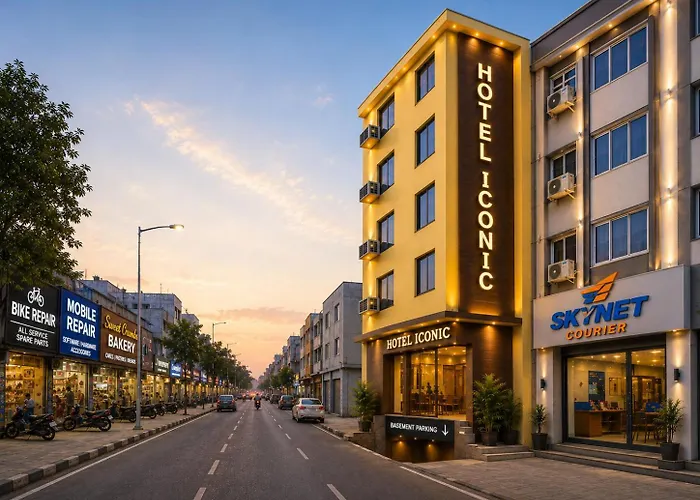 Hotel Iconic At Delhi Igi International Airport