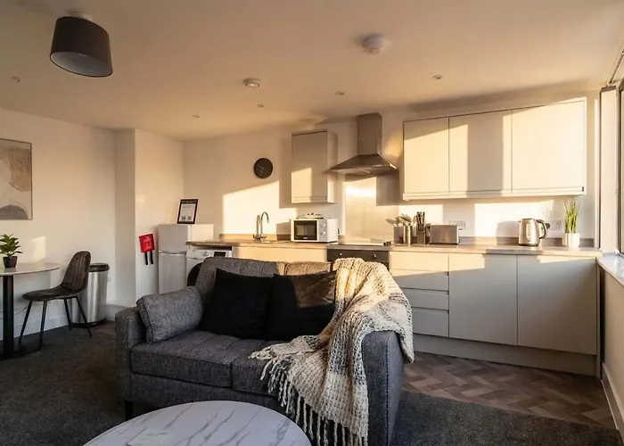 Bright 1 Bed Apartment In Central Wrexham