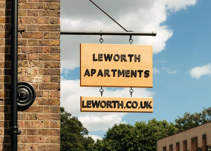 Leworth Apartments, Windsor