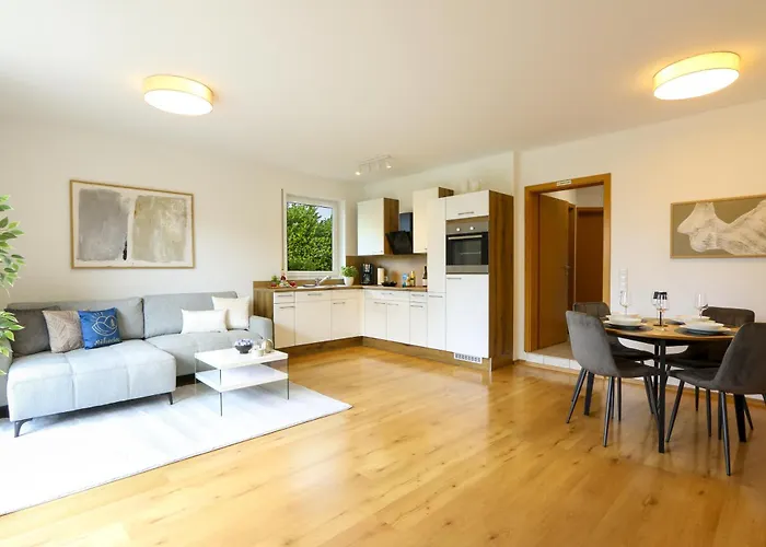 Ferienwohnungen Moehnesee - Zentral, Stilvoll Und Ruhig Mit Balkon Und Boxspringbetten