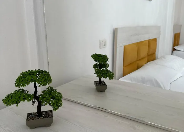 Hotel Xhorxho Velipoje