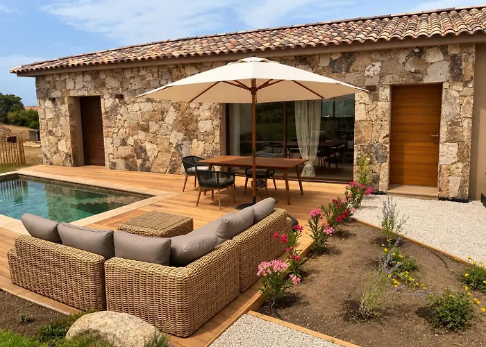 Casa Ly