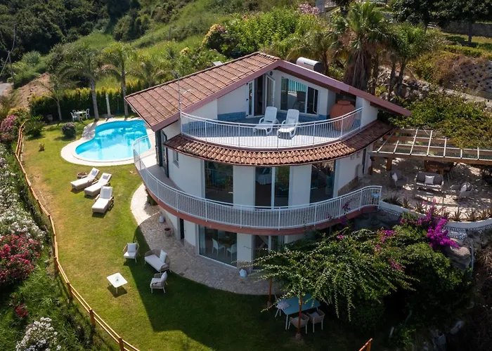 Villa Infinity
