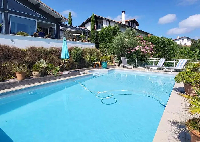 Villa Avec Piscine - 4 Pers.
