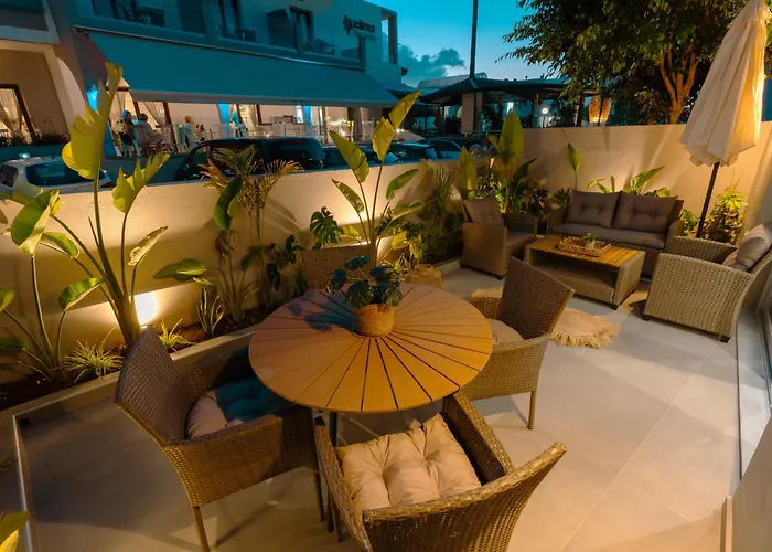 Elysian Luxury Suites In Chania