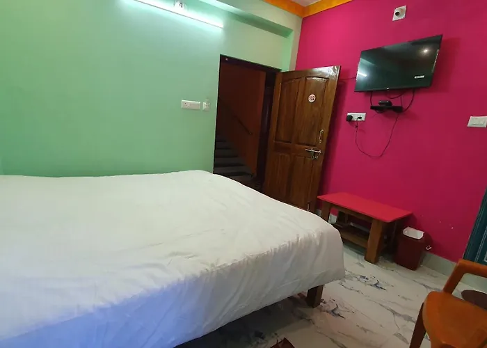 Hotel The Royal Paradise
