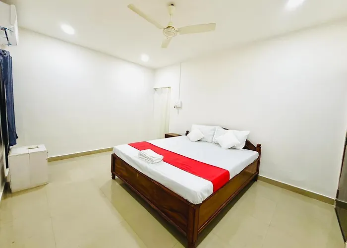 Raj Garden Resort