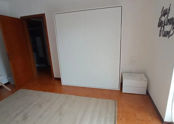 Django'S Apartments 2