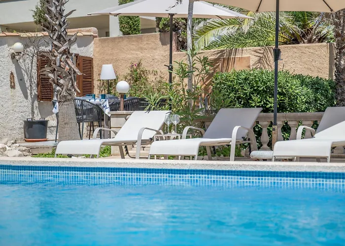 Charming Villa With Amazing Seaview