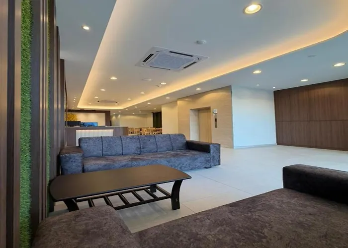 Coastline Hotel 6 Avenue Portdickson