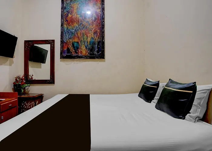 Hotel O Near City Of Tomorrow Mall Formerly Vandhela Homestay
