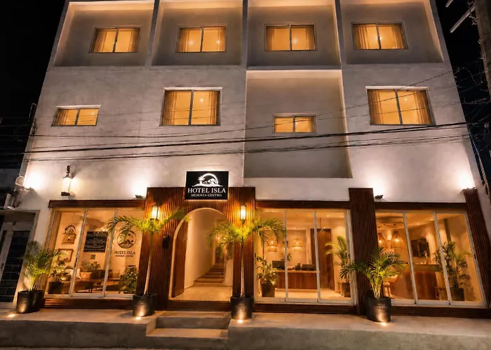 Hotel Isla Mujeres Centro & Beach Club Included