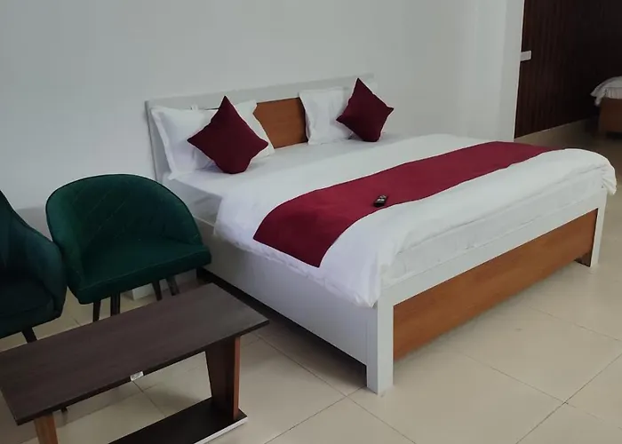 Vybent Hotel Kainchi Dham
