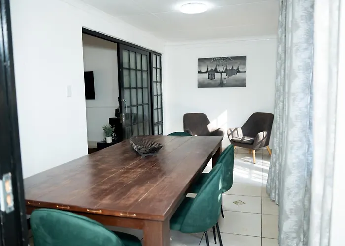 The Grove Residence - Family Luxury Resort By Warmbaths