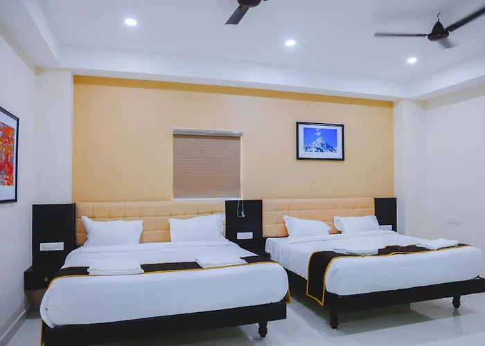 Hotel Raaga Inn