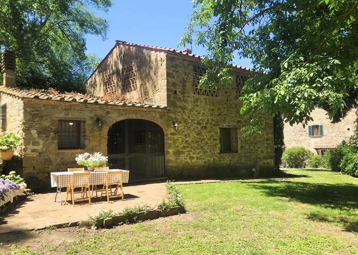 La Casa Nel Bosco - Casa In Pietra Con Giardino