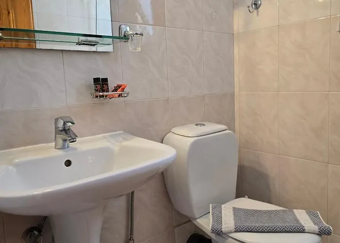 Gabi Rooms In Sougia