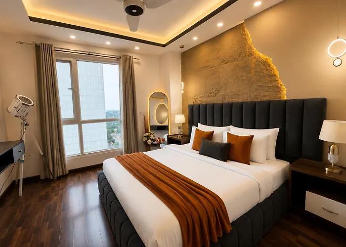 1Br Luxury Apartments With Balcony & Mountains View In Elysium Tower Opp Centaurus Mall Islamabad