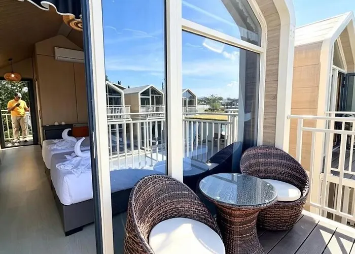 All Season Resort Semporna