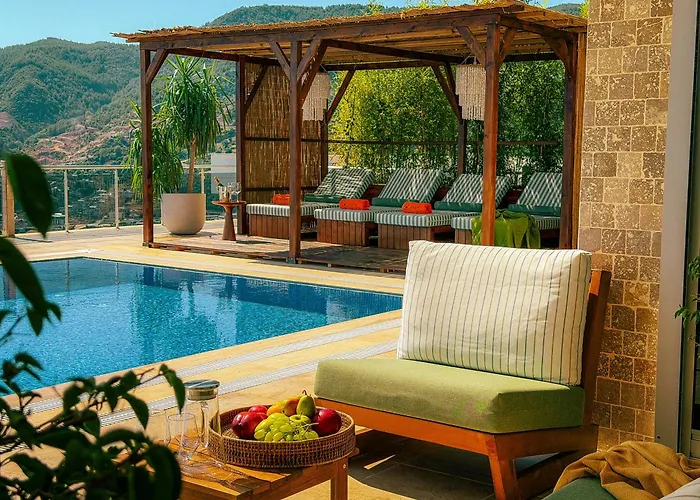 Qoople Villa Toscana - Panoramic 360 Sea & Castle View