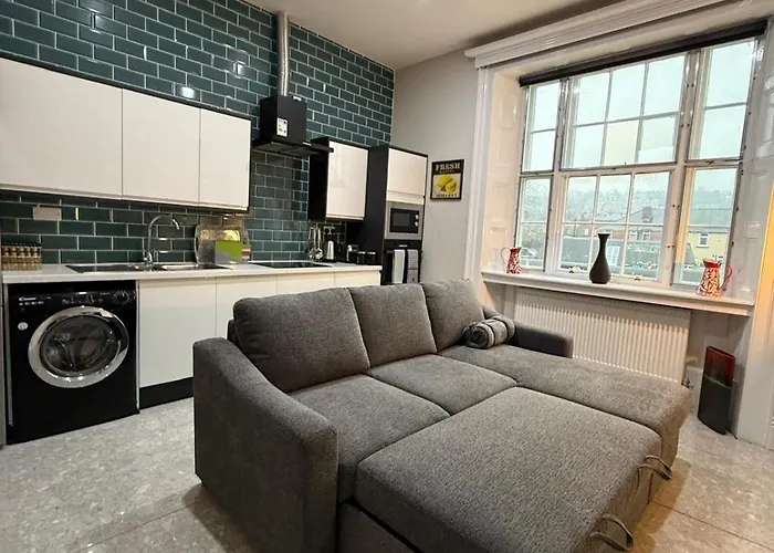 Super Luxurious Hillsborough Serviced Apartments