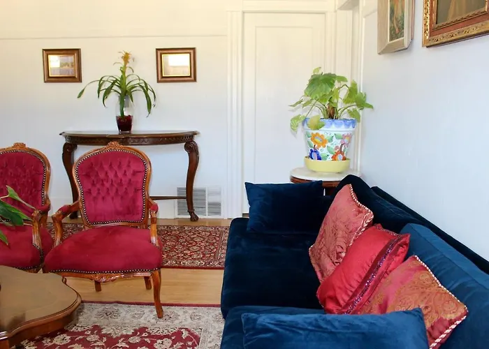 1932 Eduardian San Rafael Home, 3 Bed 2 Bath Upstairs Flat