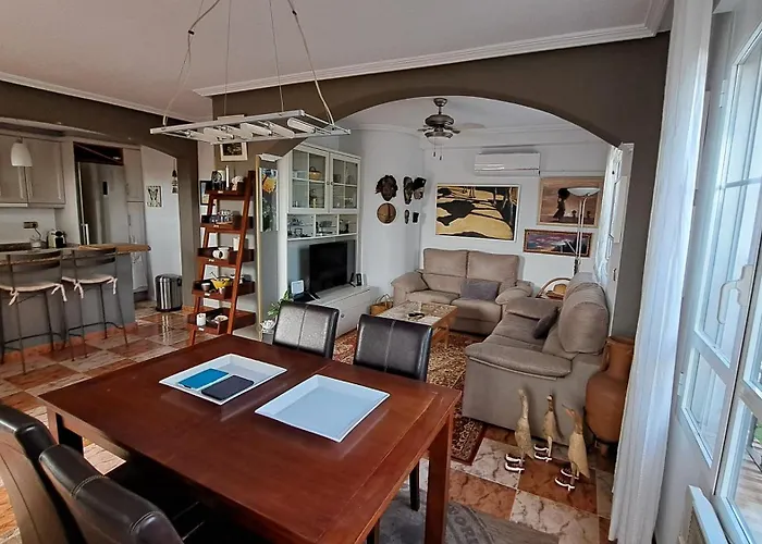 Casa En El Pinet Con Jardin