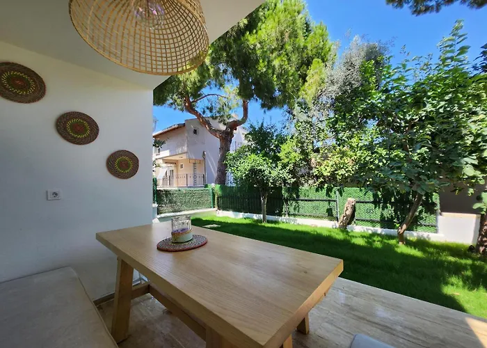 Nunu Garden Urla