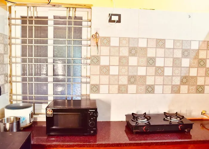 Ricaavi Home Stay - Couples Retreat