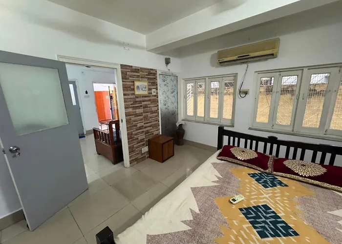 Tollygunge Entire House Rent