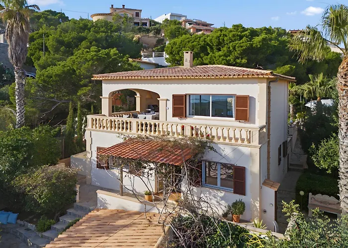 Charming Villa With Amazing Seaview