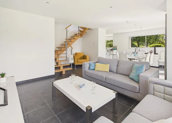 Maison A Proximite Des Plages Pour 6 Avec Jardin
