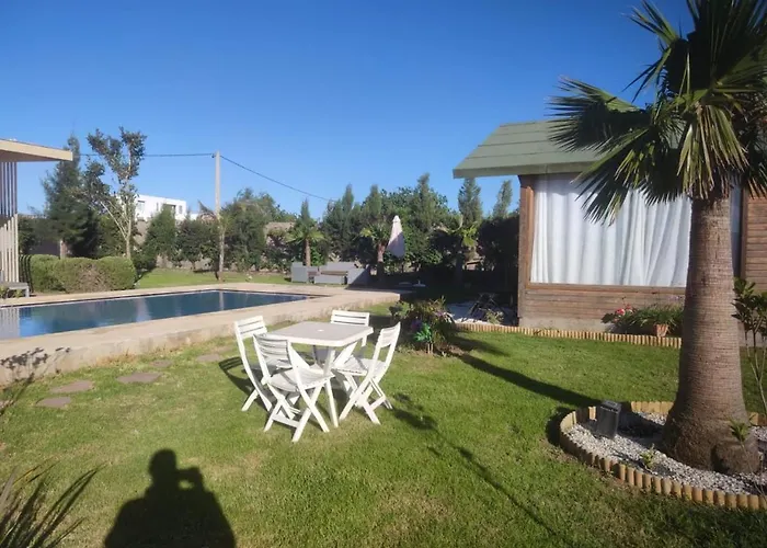 Peaceful Farm Villa With Private Pool & Garden