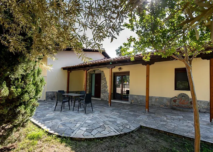 Fourka Garden Villas