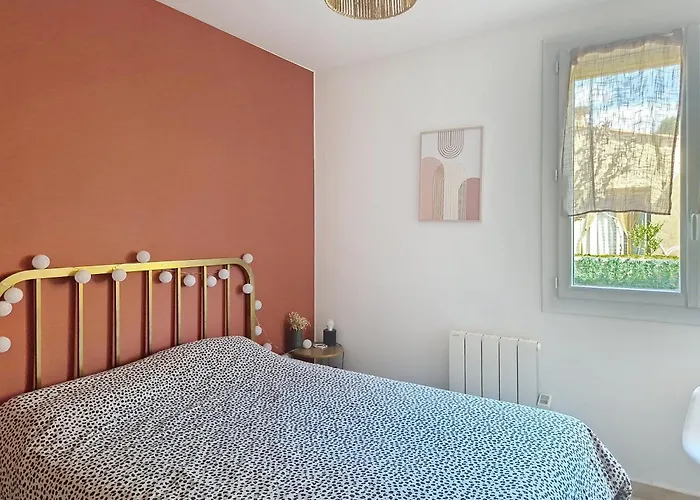 Maison Proche Centre Ville Avec Piscine Privee Et 2 Chambres - 4 Personnes
