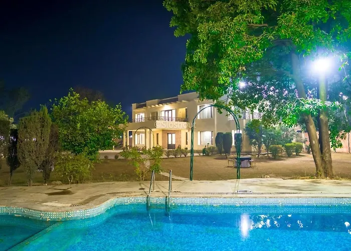 Luxotica Greens - 6 Bhk Luxury Villa In Chattarpur