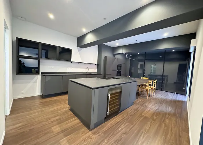 Magnifique Loft Industriel-Chic Avec Patio