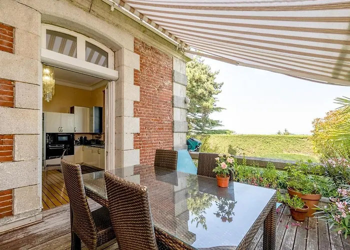 Le Manoir - Cinema, Jacuzzi, Piscine & Sauna