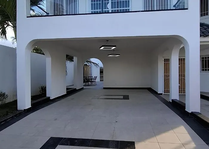 Private Paradise With Pool, Event Area And Bbq