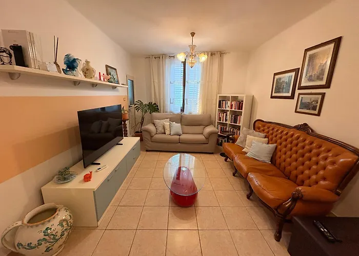Cozy Apartment With Terrace - Casa Angela